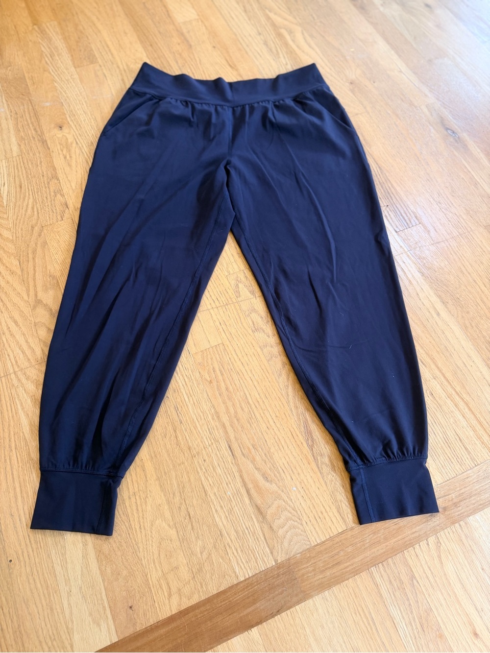 Ladies Size XL (16-18) "Avia" Black Track Joggers with Tapered Cuffs GUC